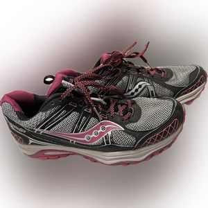 Saucony Running Shoes Size 10